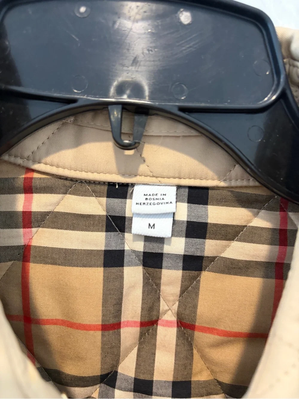 NEW size M Burberry Beige Quilted Trench Coat with Check Trim - Picture 3 of 8